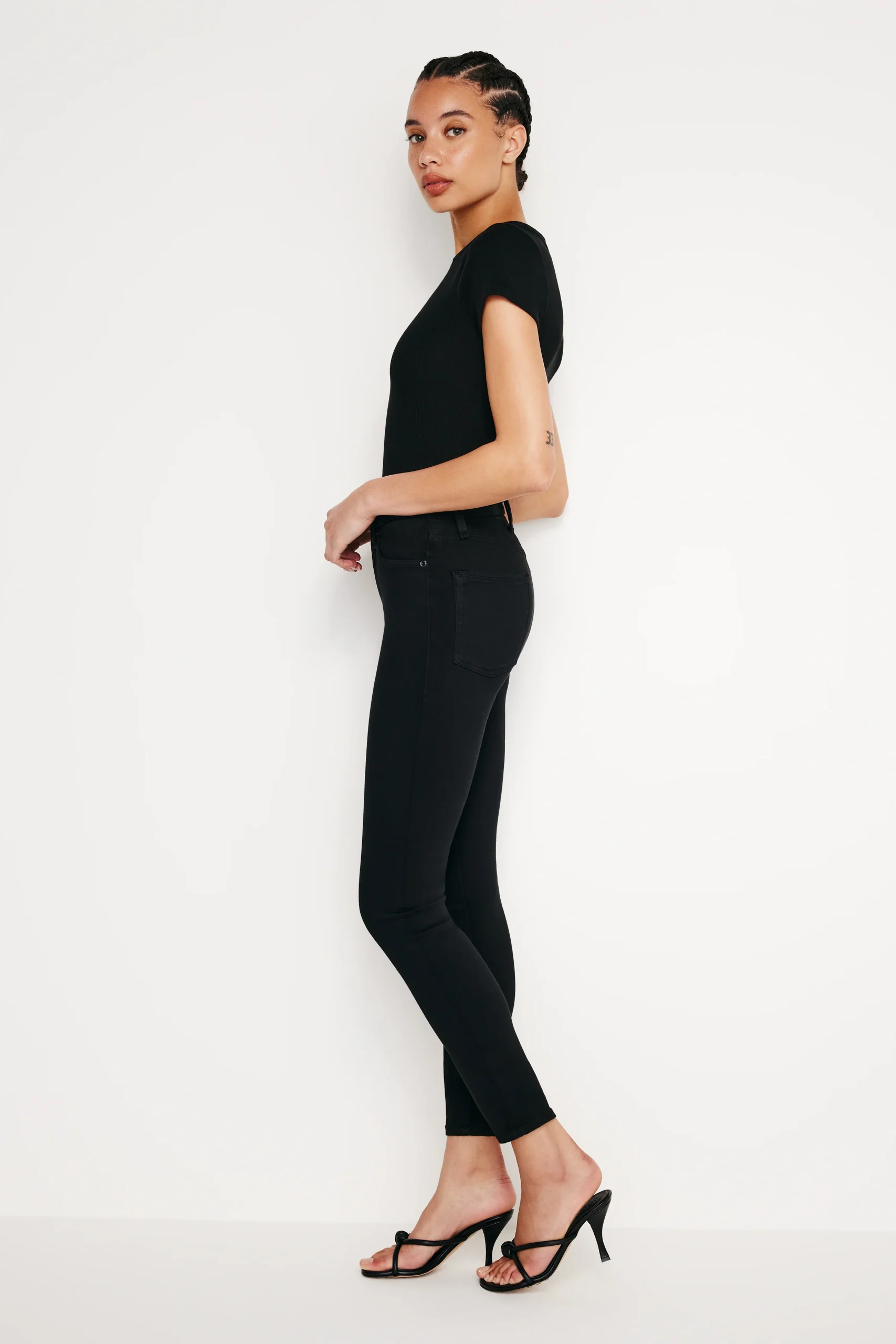 NEVER FADE GOOD LEGS SKINNY CROPPED JEANS| BLACK - Image 3