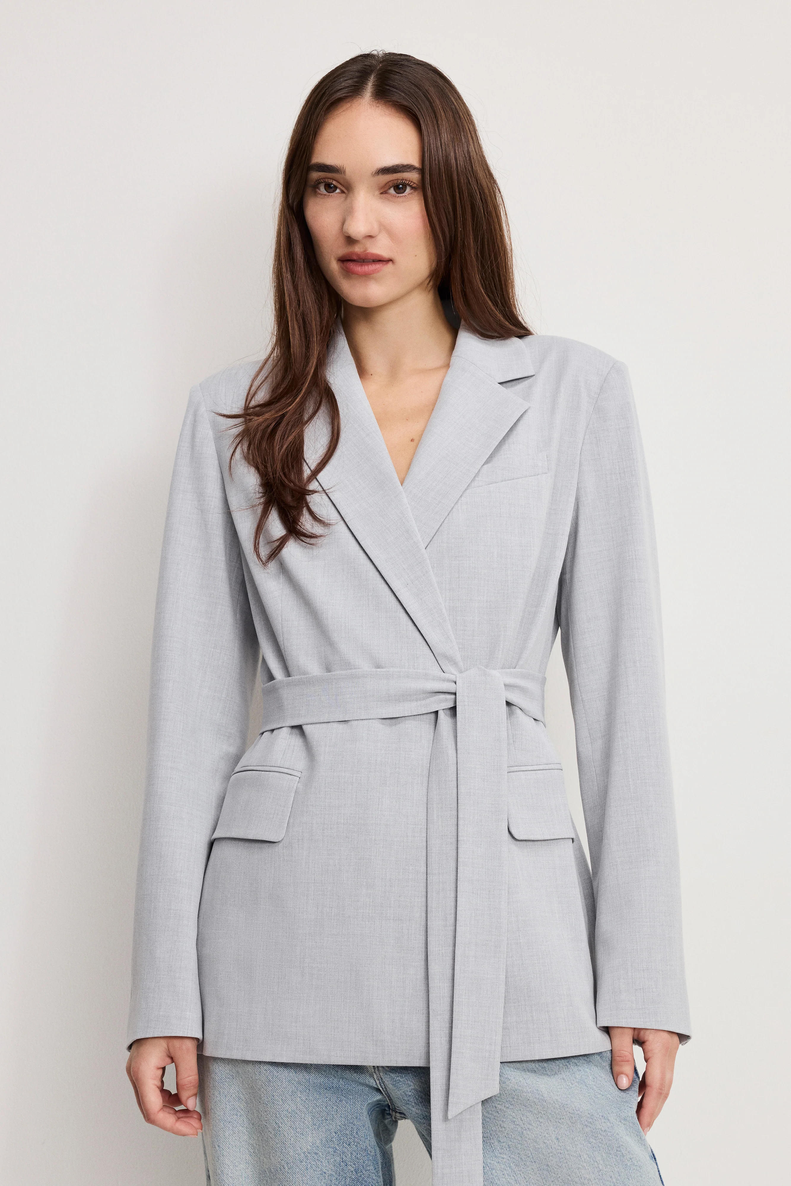 ESSENTIAL SUITING BELTED BLAZER | CROSSHATCH GREY