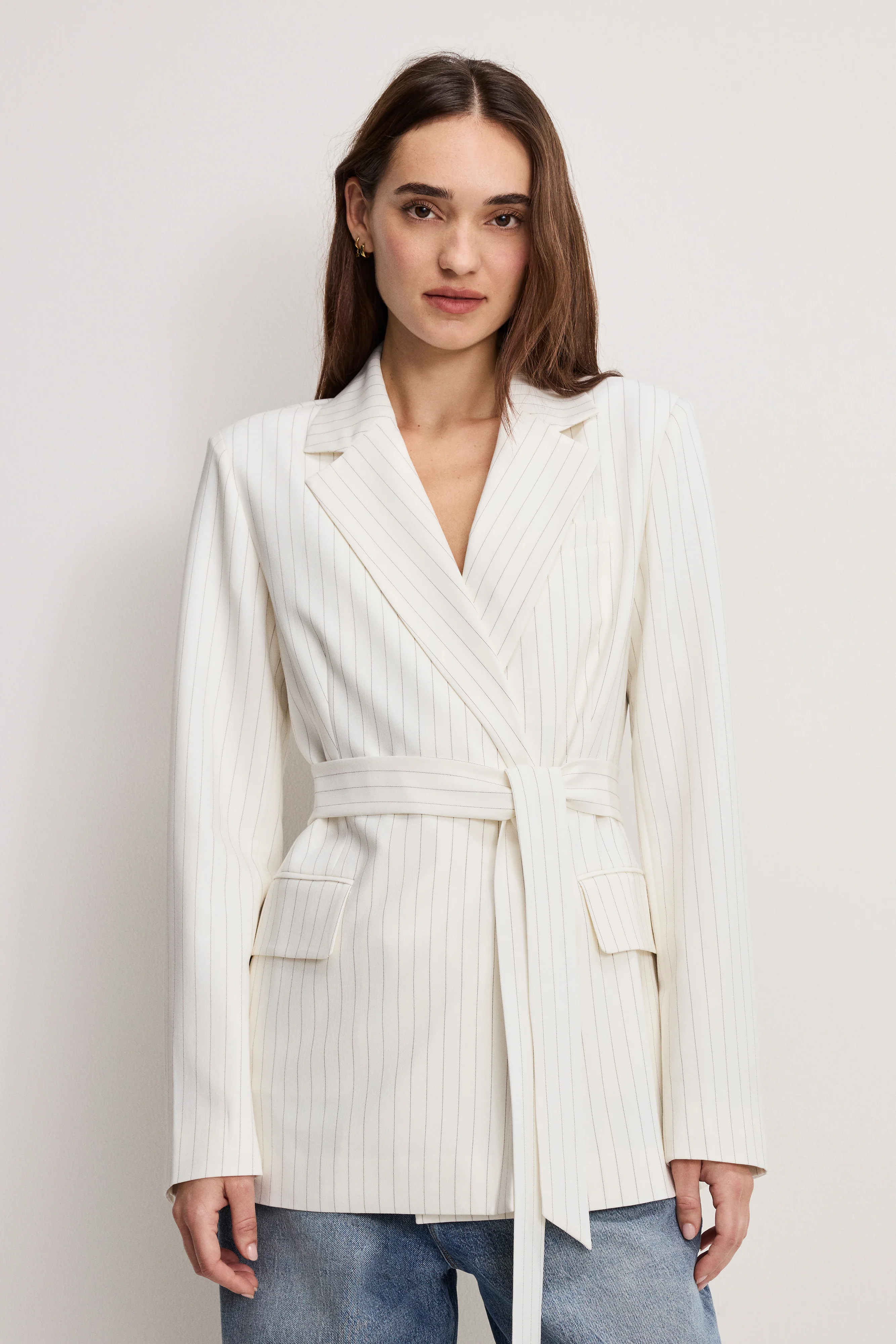 ESSENTIAL SUITING BELTED BLAZER | CHESTNUT PIN STRIPE
