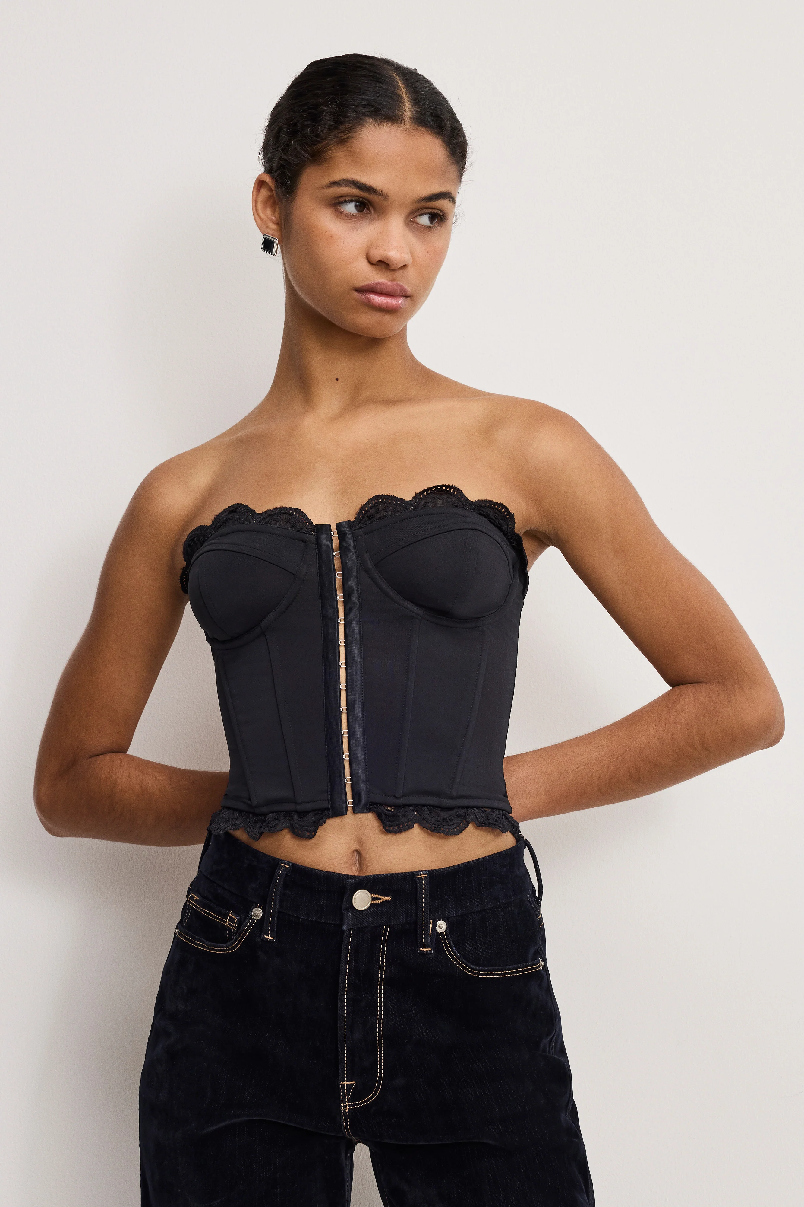 MATTE JERSEY LACE TRIM  BUSTIER | BLACK001