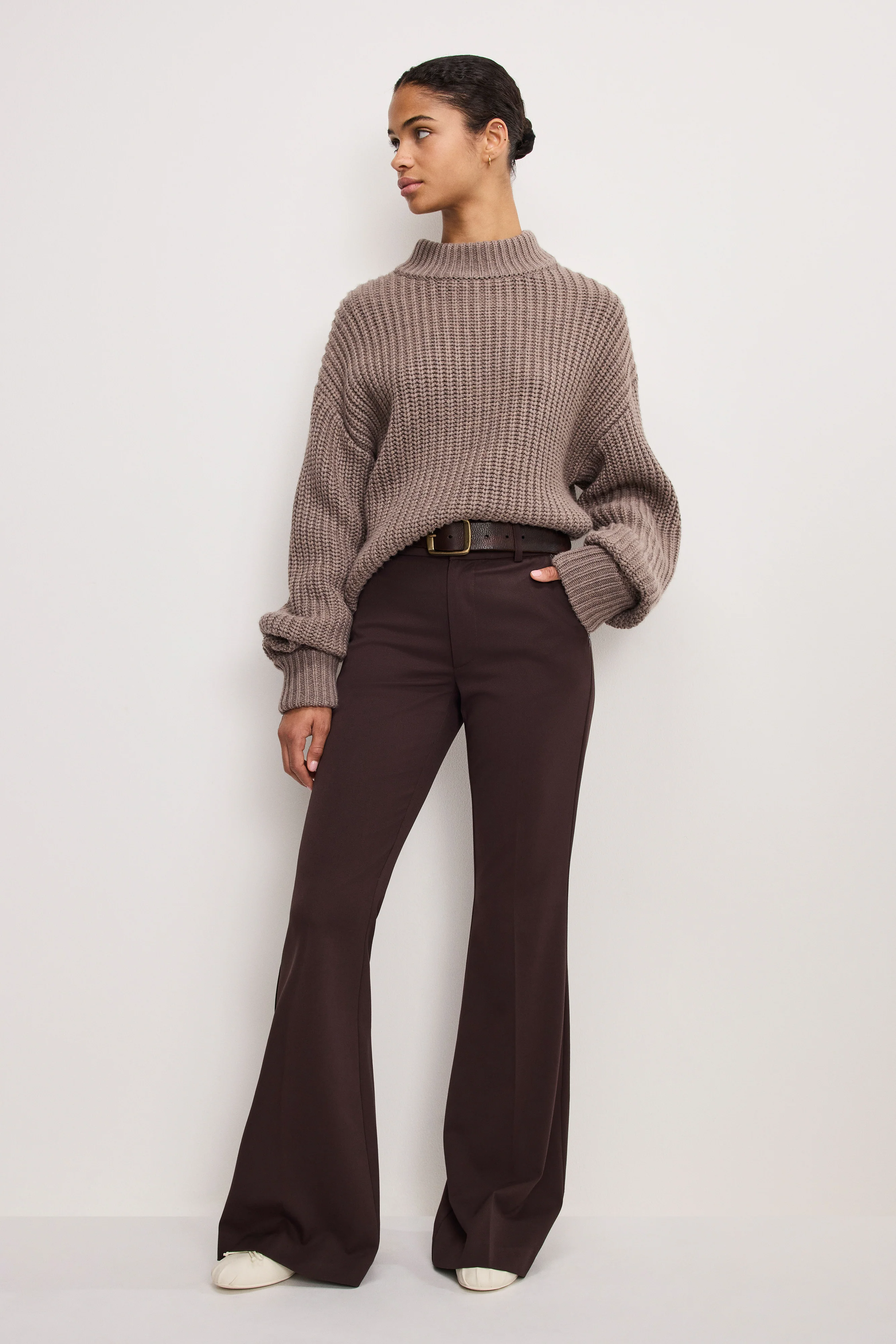 ESSENTIAL SUITING FLARE TROUSERS | DARK CHOCOLATE