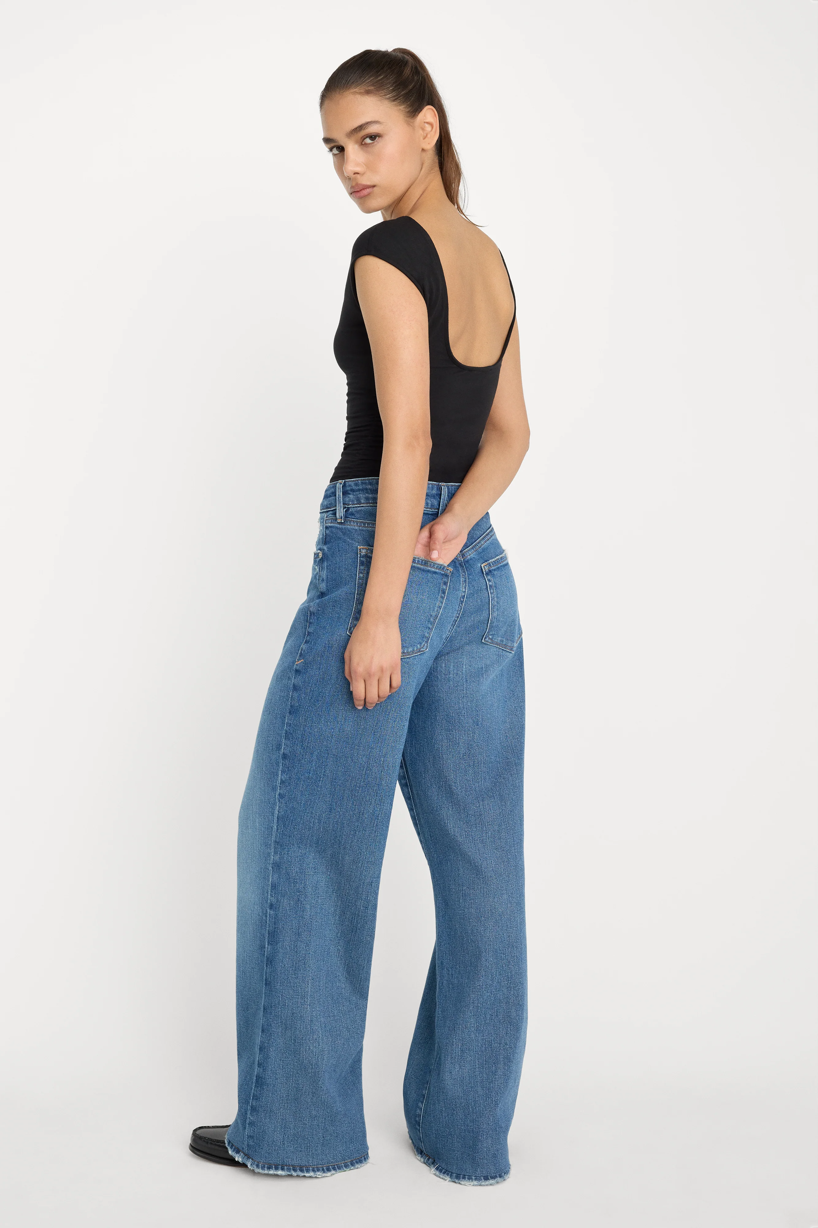 SUPER STRETCH OPEN BACK BODY SUIT | BLACK001