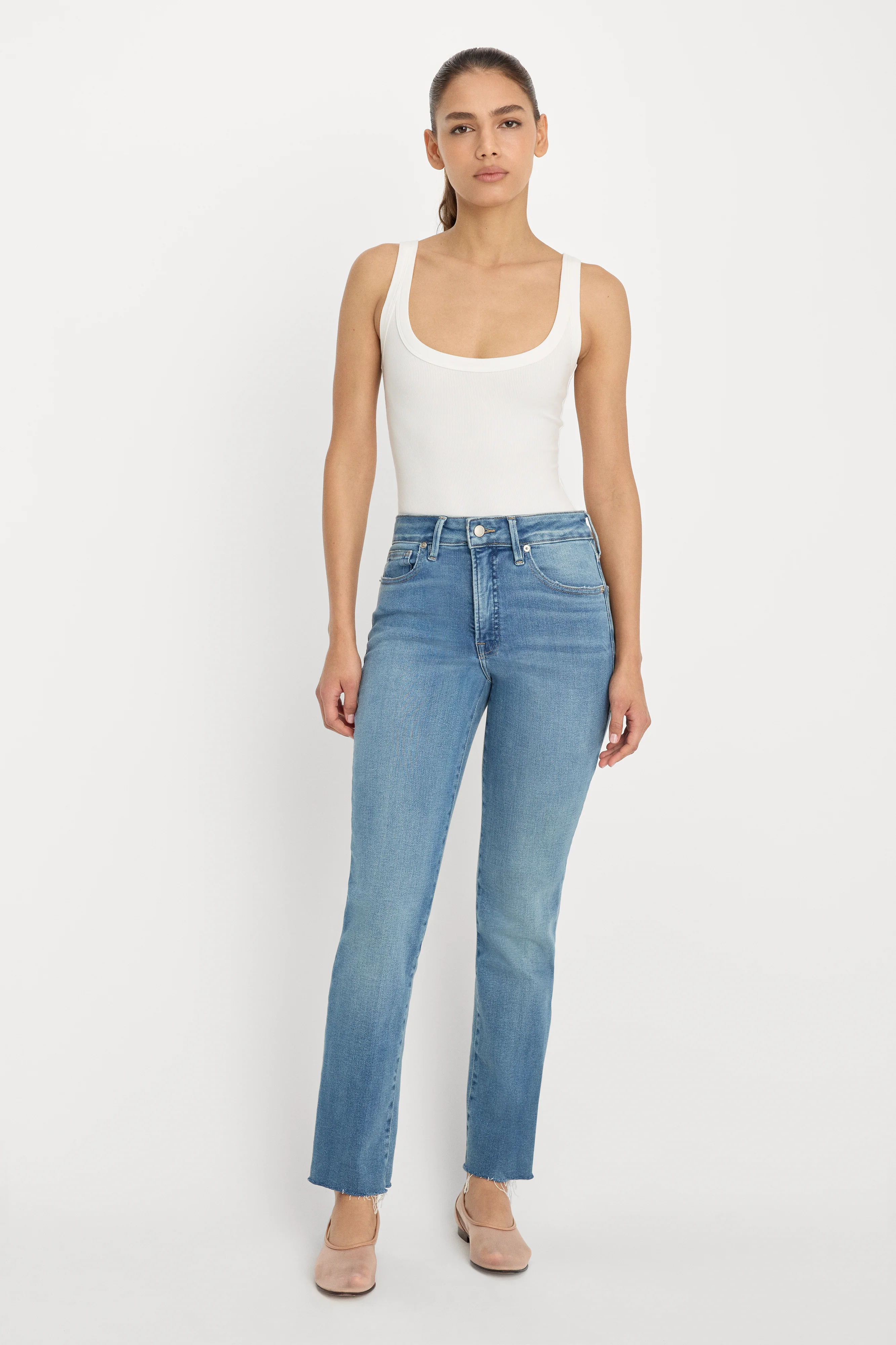 SOFT TECH GOOD LEGS STRAIGHT JEANS | INDIGO1209