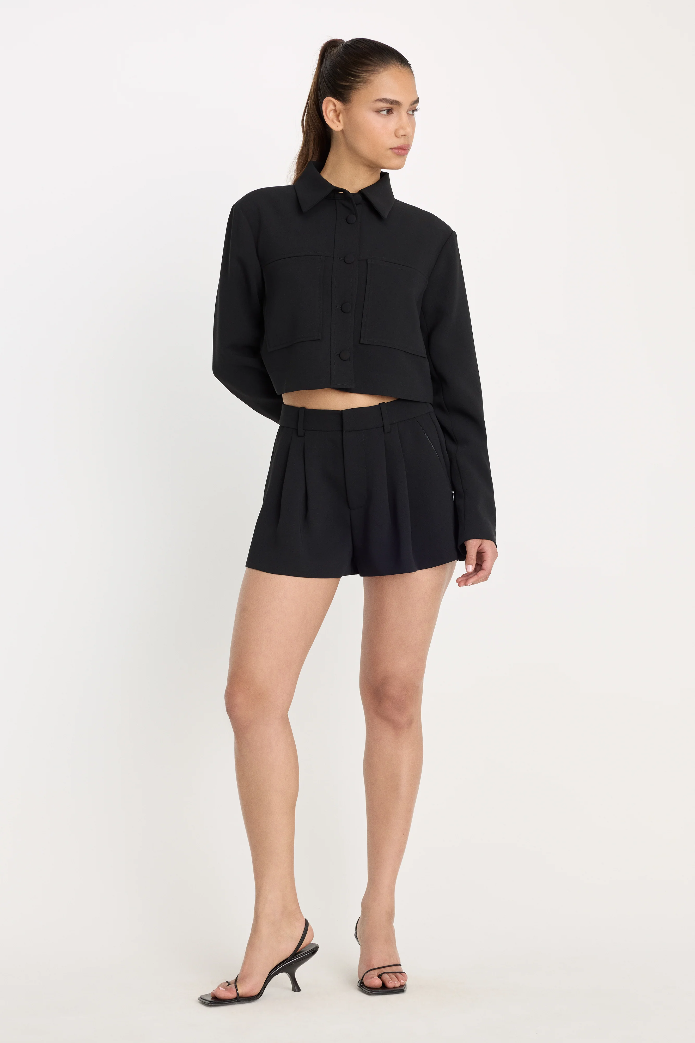 LUXE SUITING TROUSER SHORT | BLACK001
