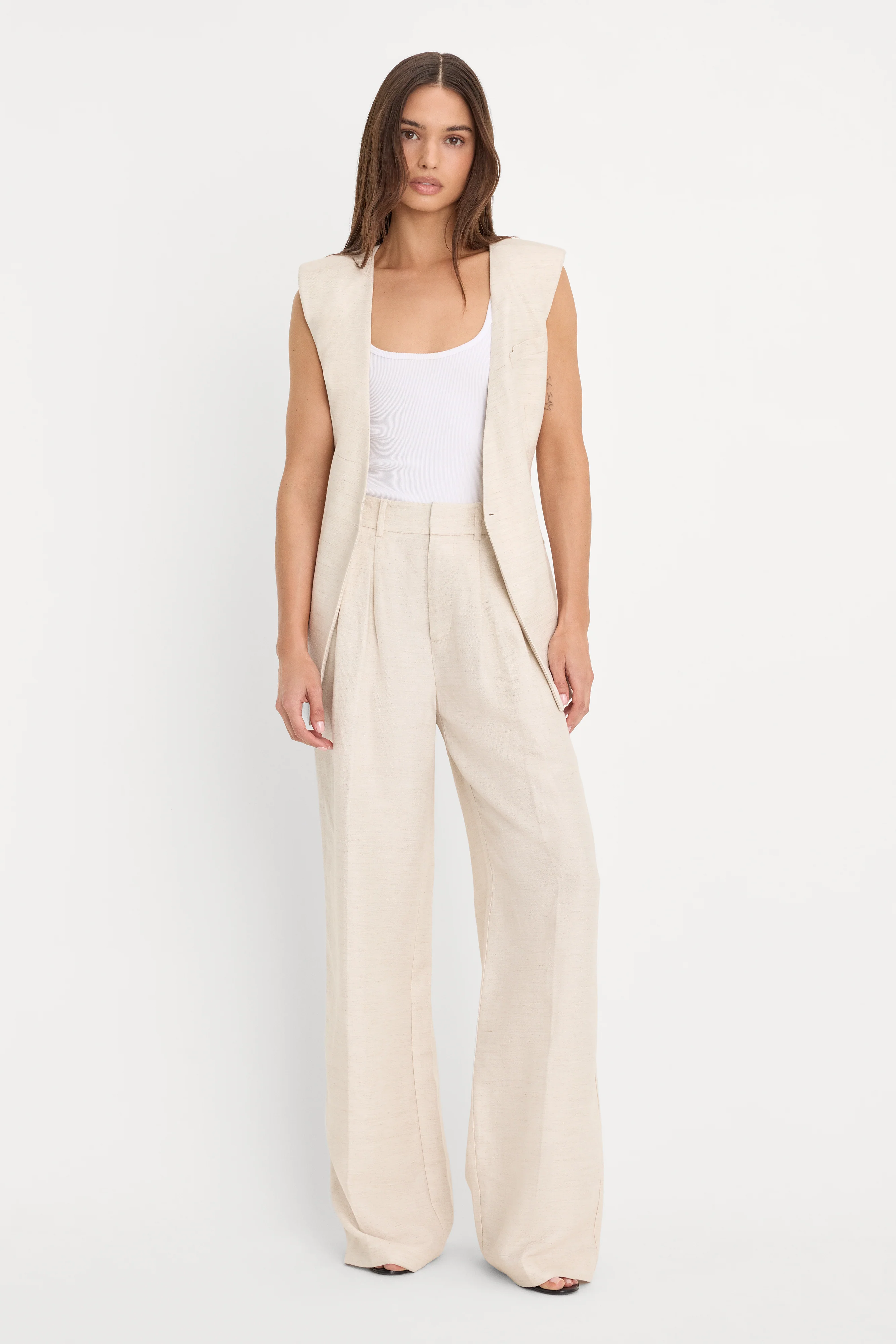 THE RELAXED LINEN TROUSER | OAT