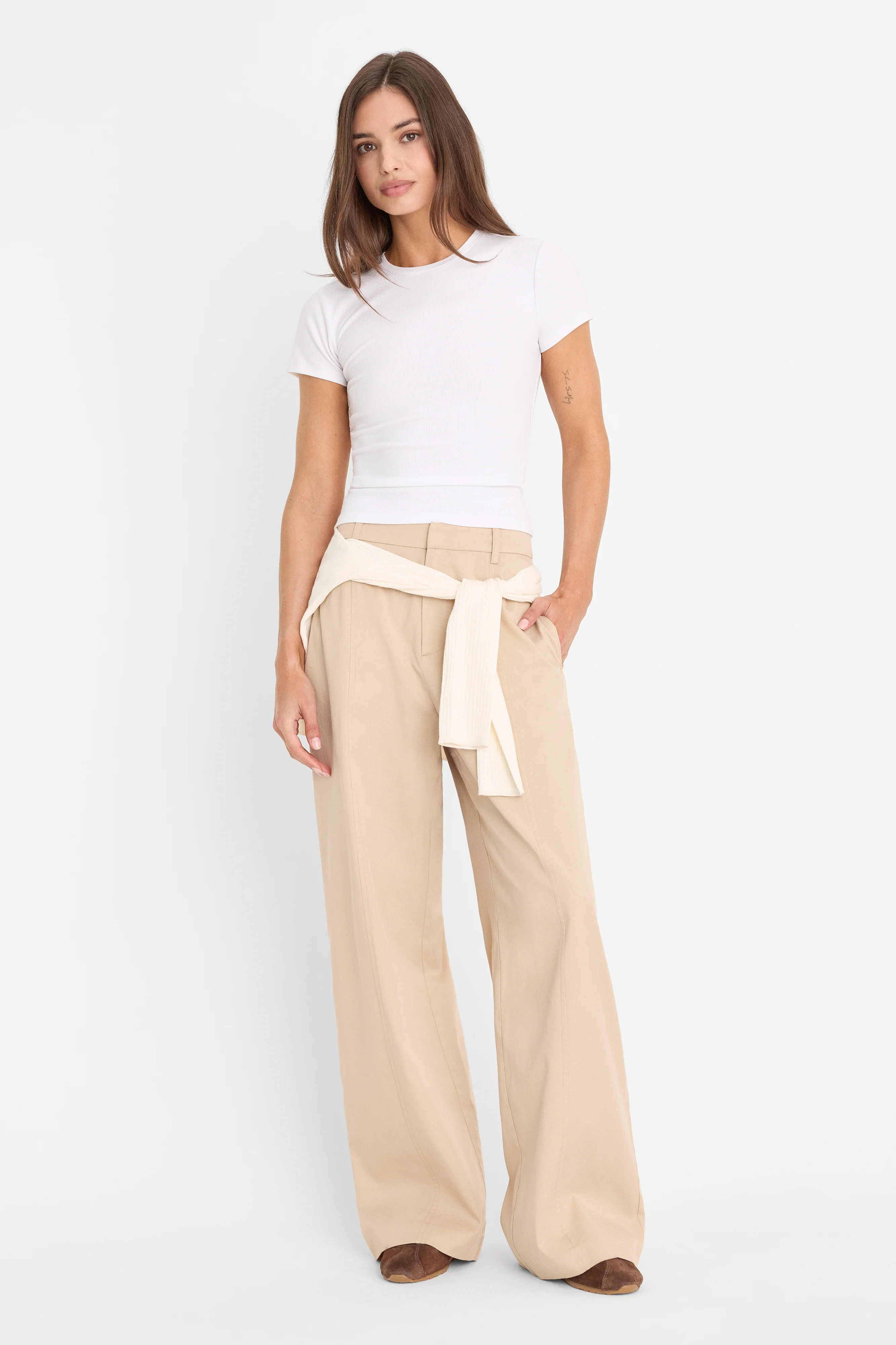 THE SEAMED WIDE LEG TROUSER | LIGHT TAUPE