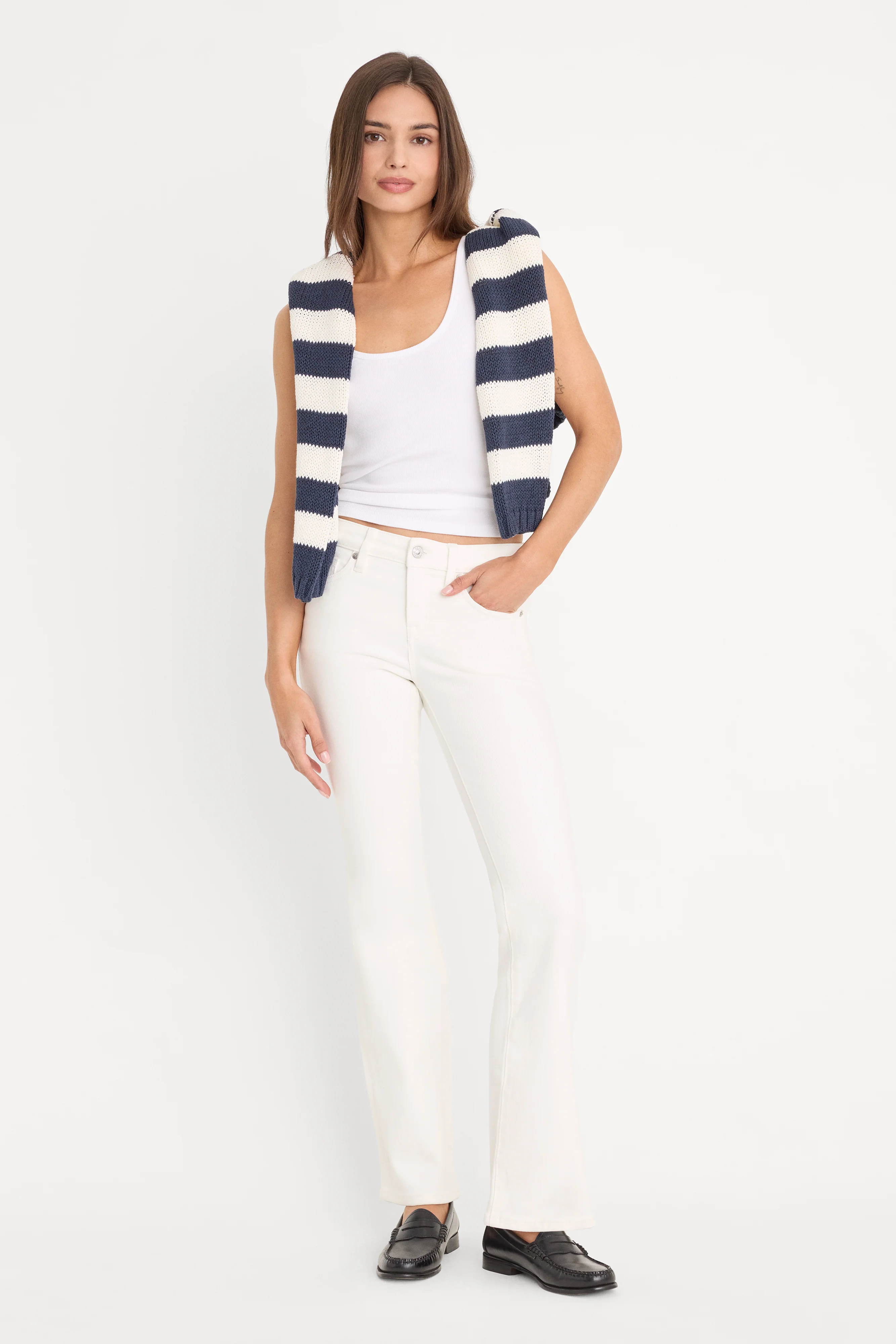 GOOD LOW RISE BOOTCUT JEANS| WHITE001