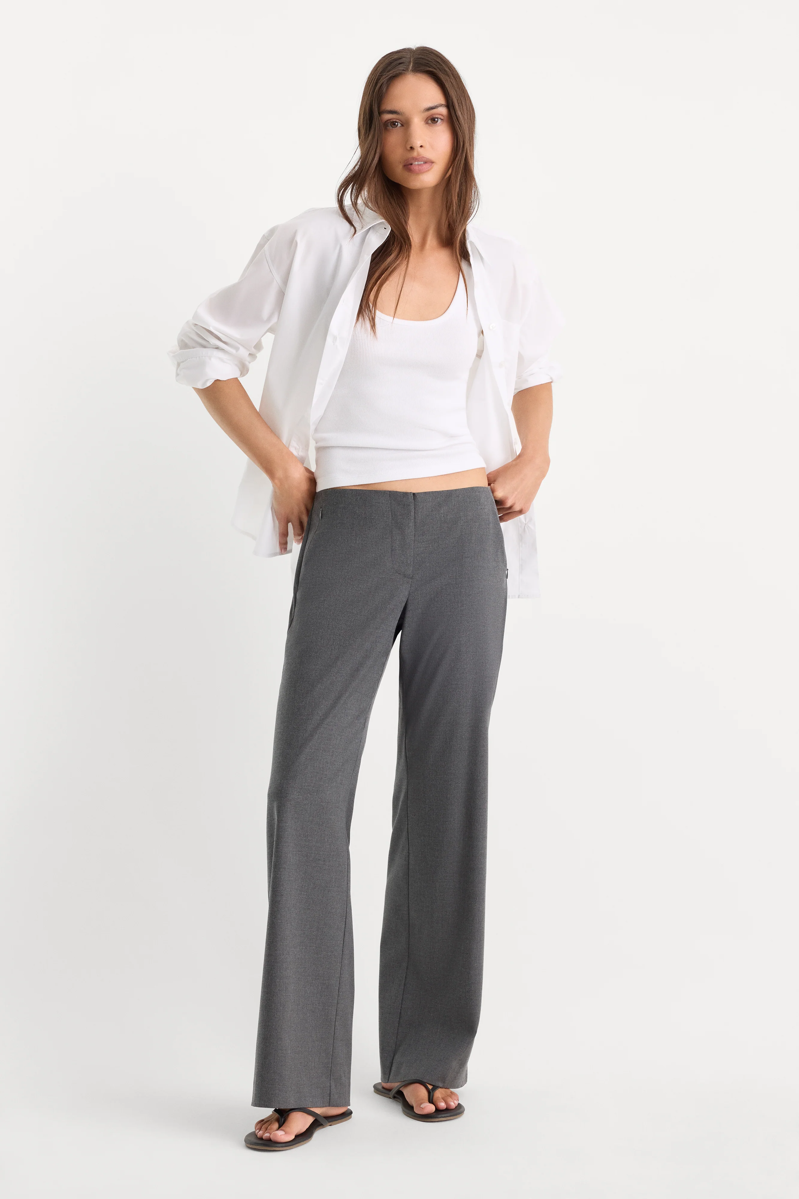 THE LOW RISE TROUSER | ASH