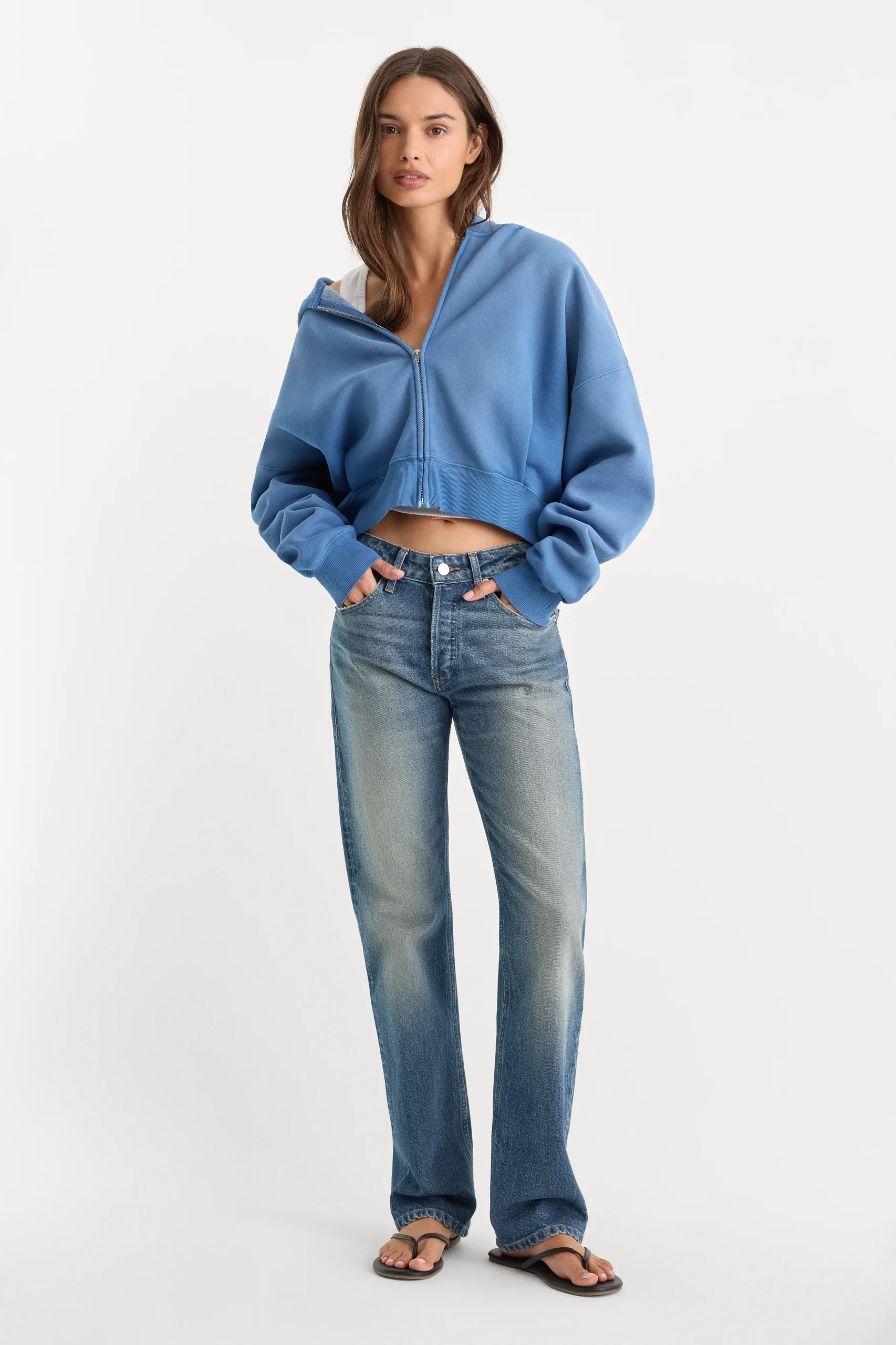 THE ZIP UP SWEATSHIRT | BLUE DRIFT - Image 4