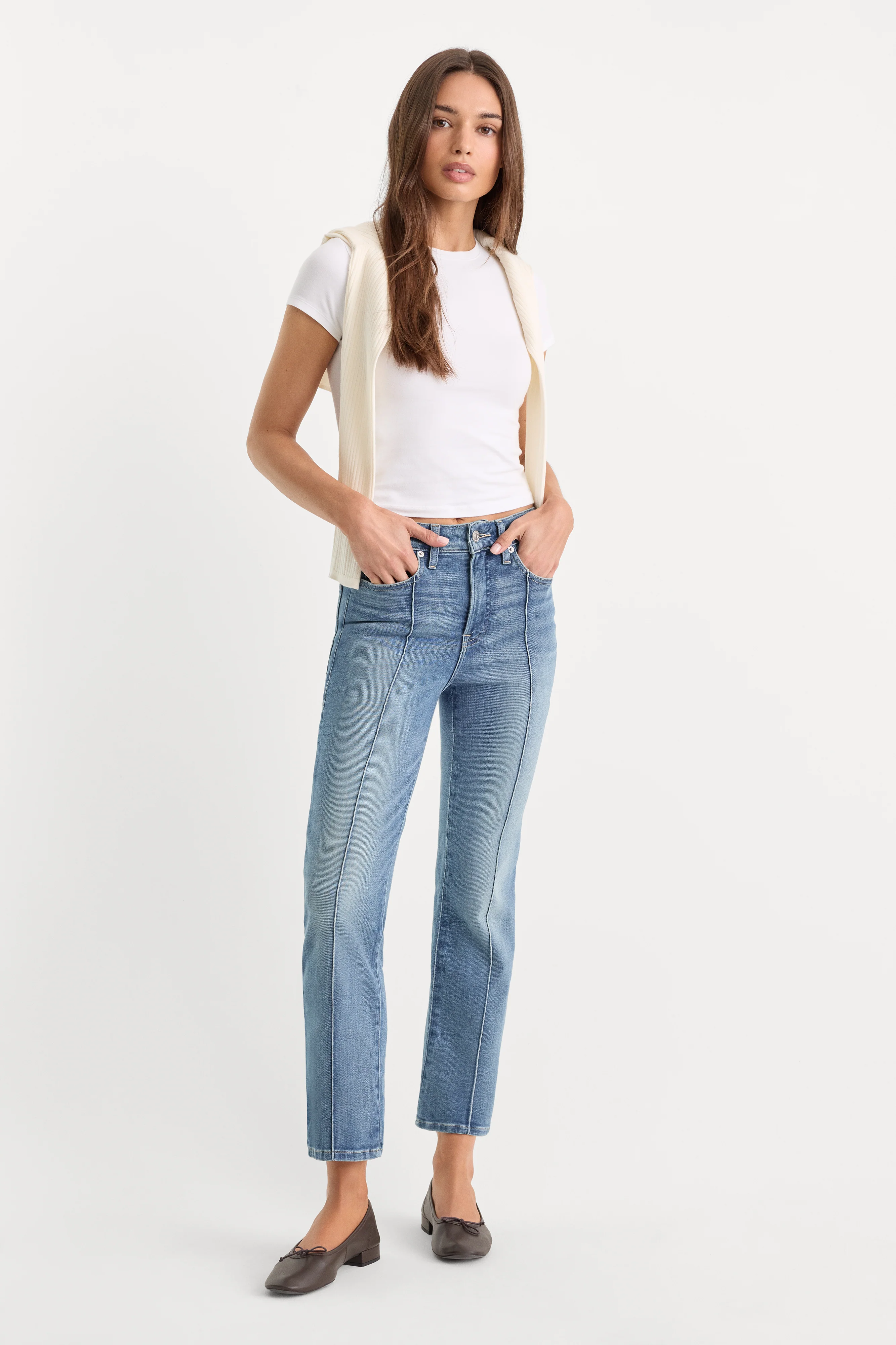 SOFT TECH GOOD LEGS STRAIGHT JEANS | INDIGO1238