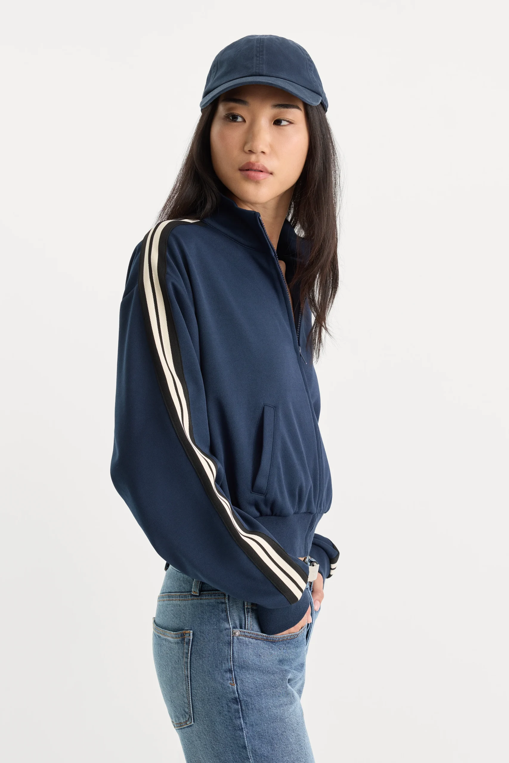 THE TRACK JACKET | NEW NAVY - Image 2