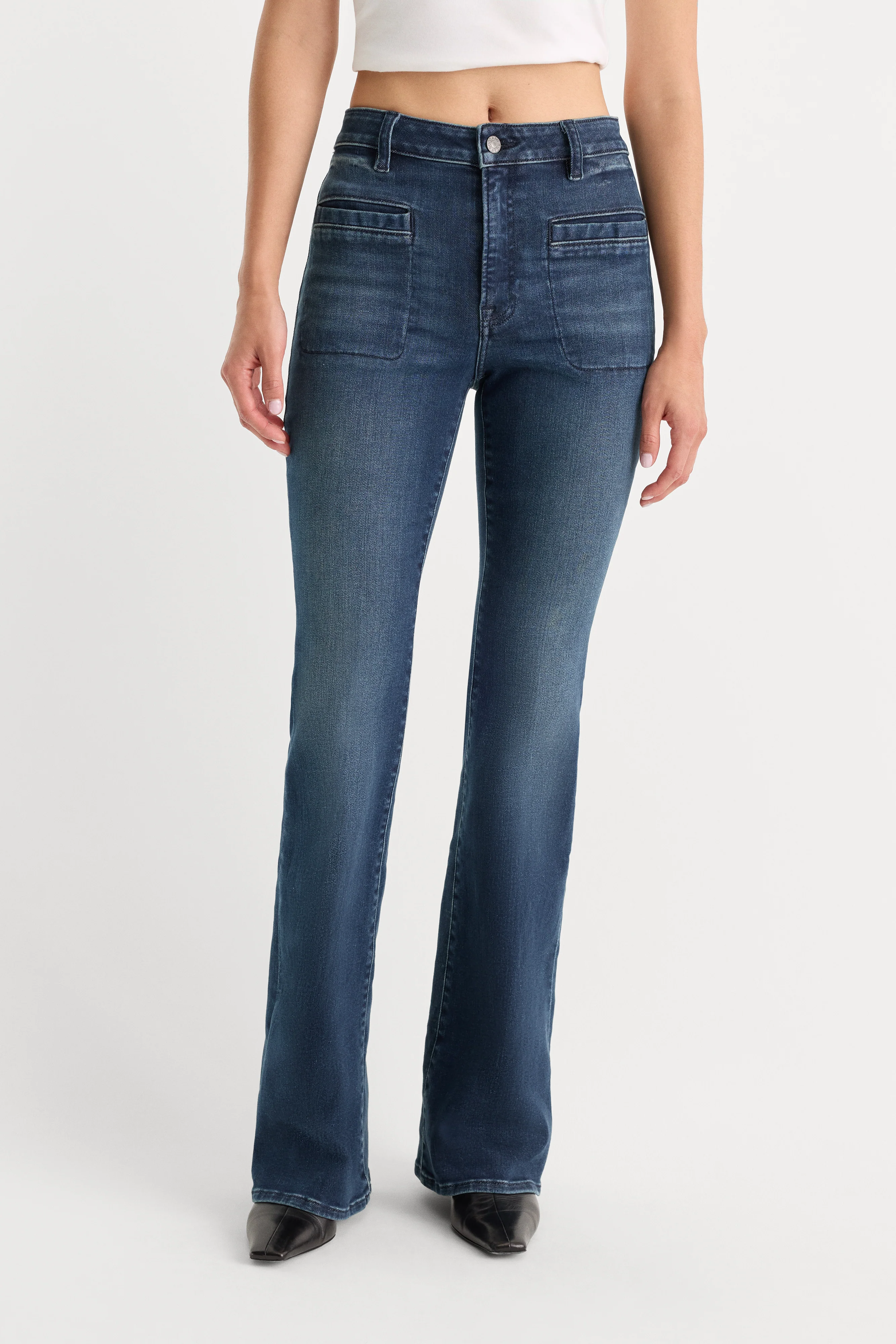 GOOD PETITE FLARE JEANS | LYRICAL
