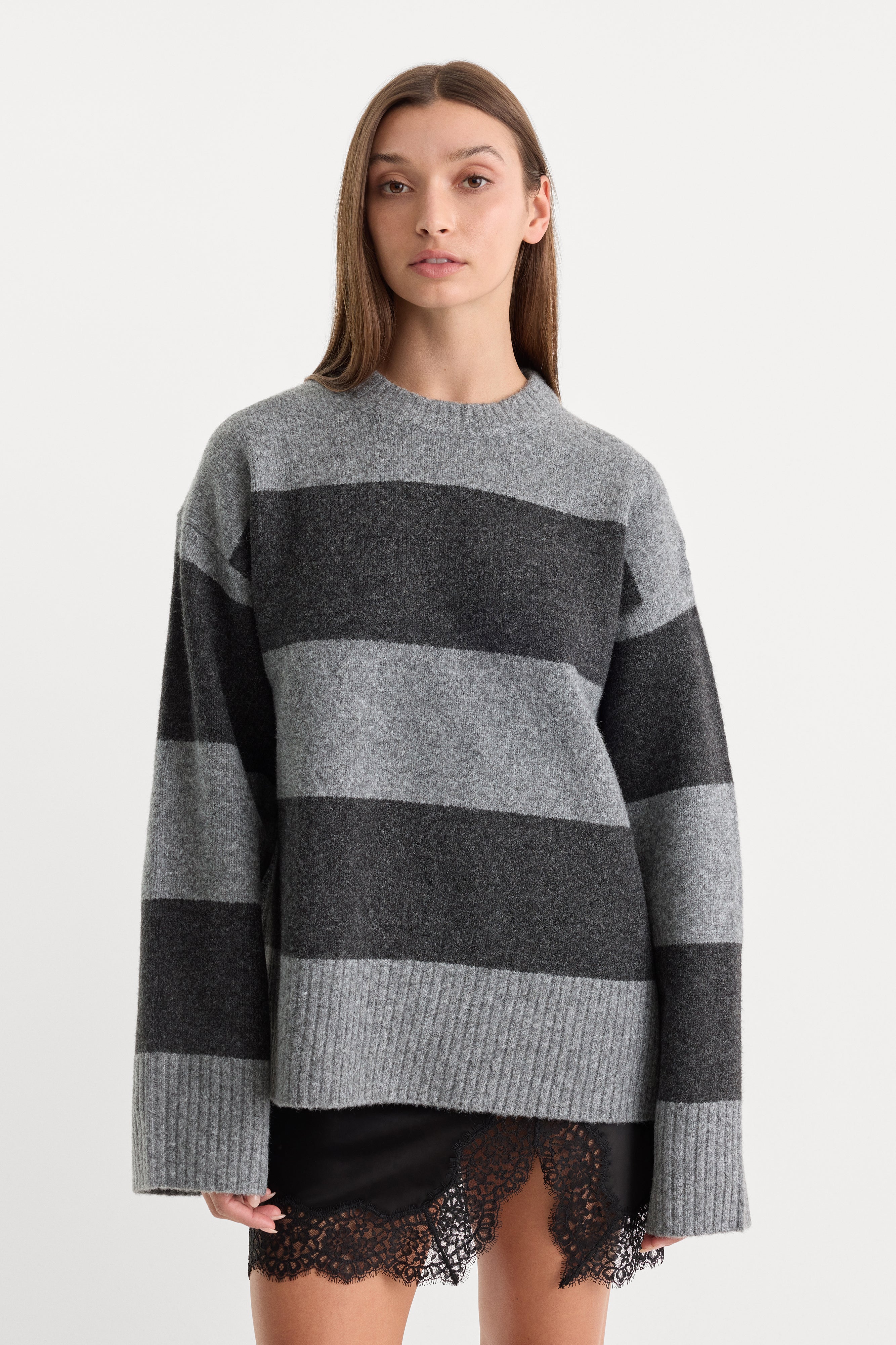 THE OVERSIZED CREW SWEATER | GREY MELANGE STRIPE
