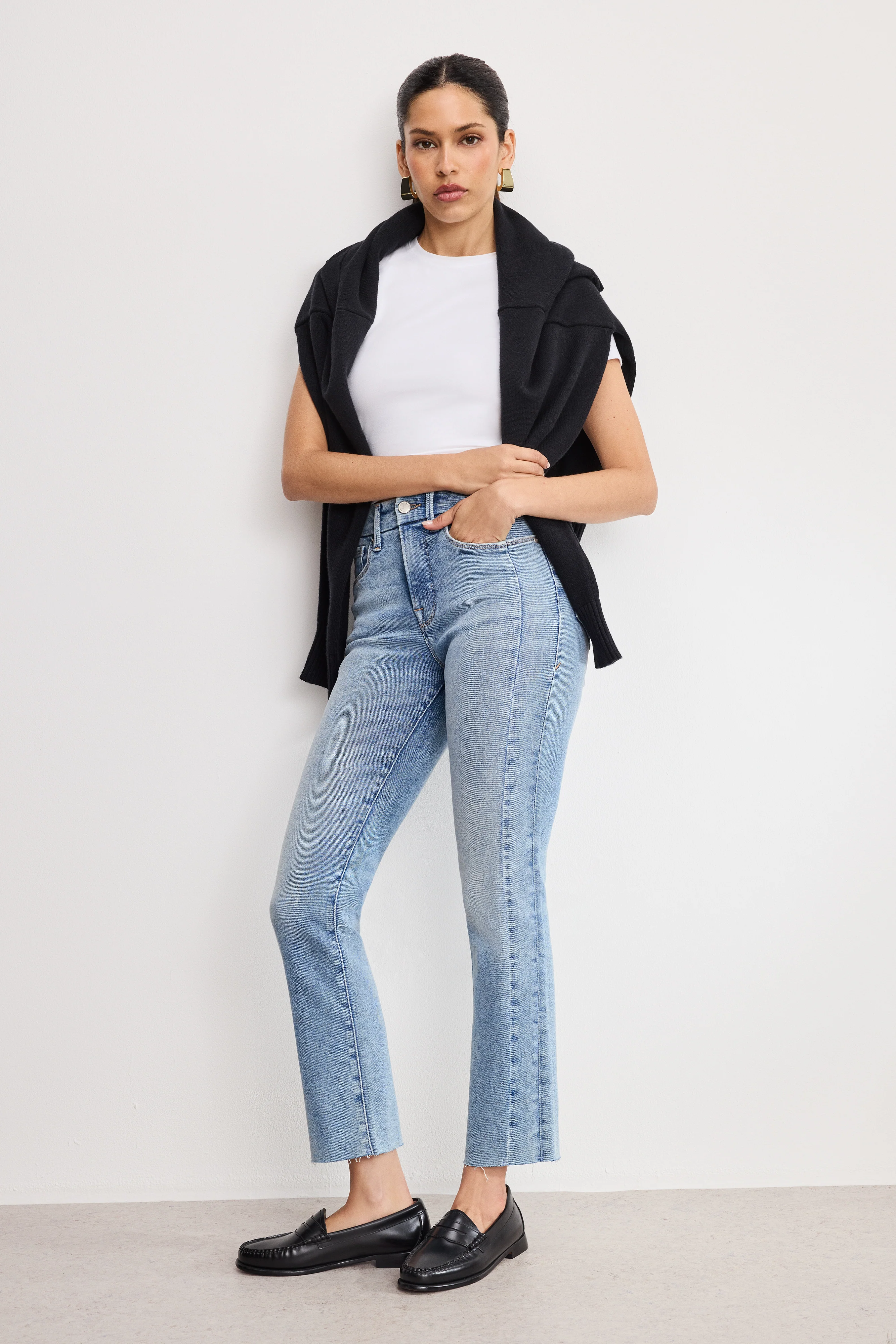 SOFT TECH GOOD LEGS STRAIGHT JEANS | INDIGO799